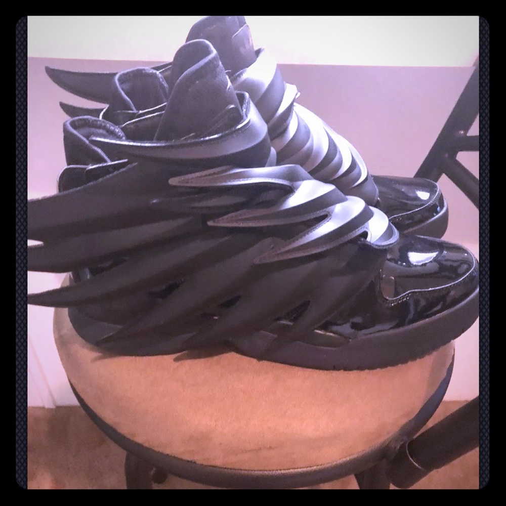Black night Jeremy Scott signature SUPER RARE SHOE